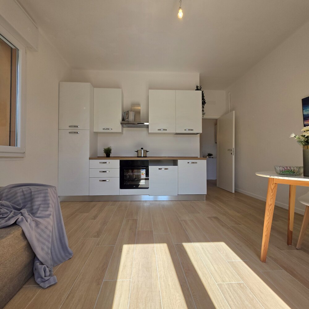 Immagine 4 - Trilocale ristrutturato Ad.ze Lunetta Gamberini